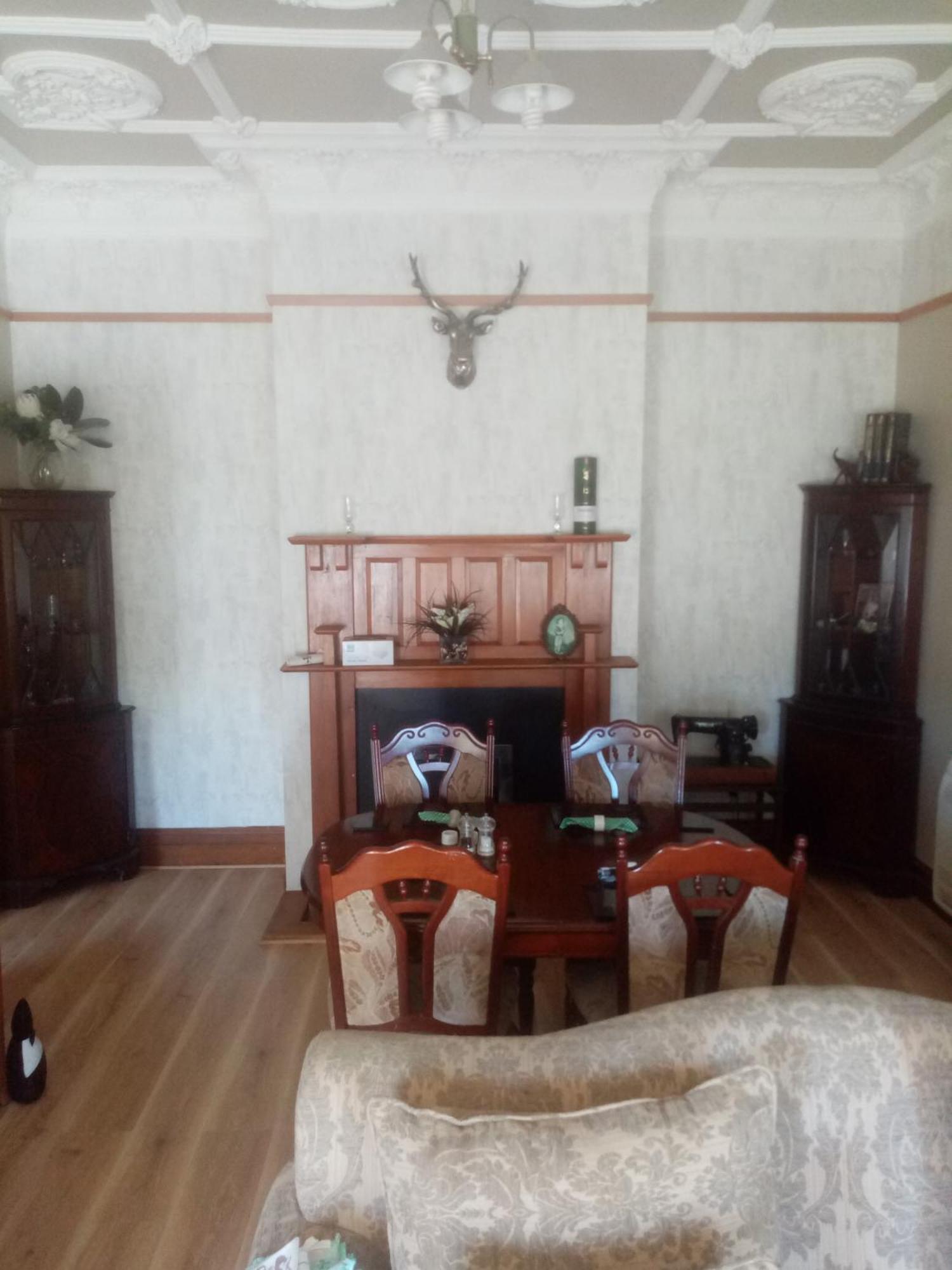 Victoria House Hotel Geraldine Bagian luar foto
